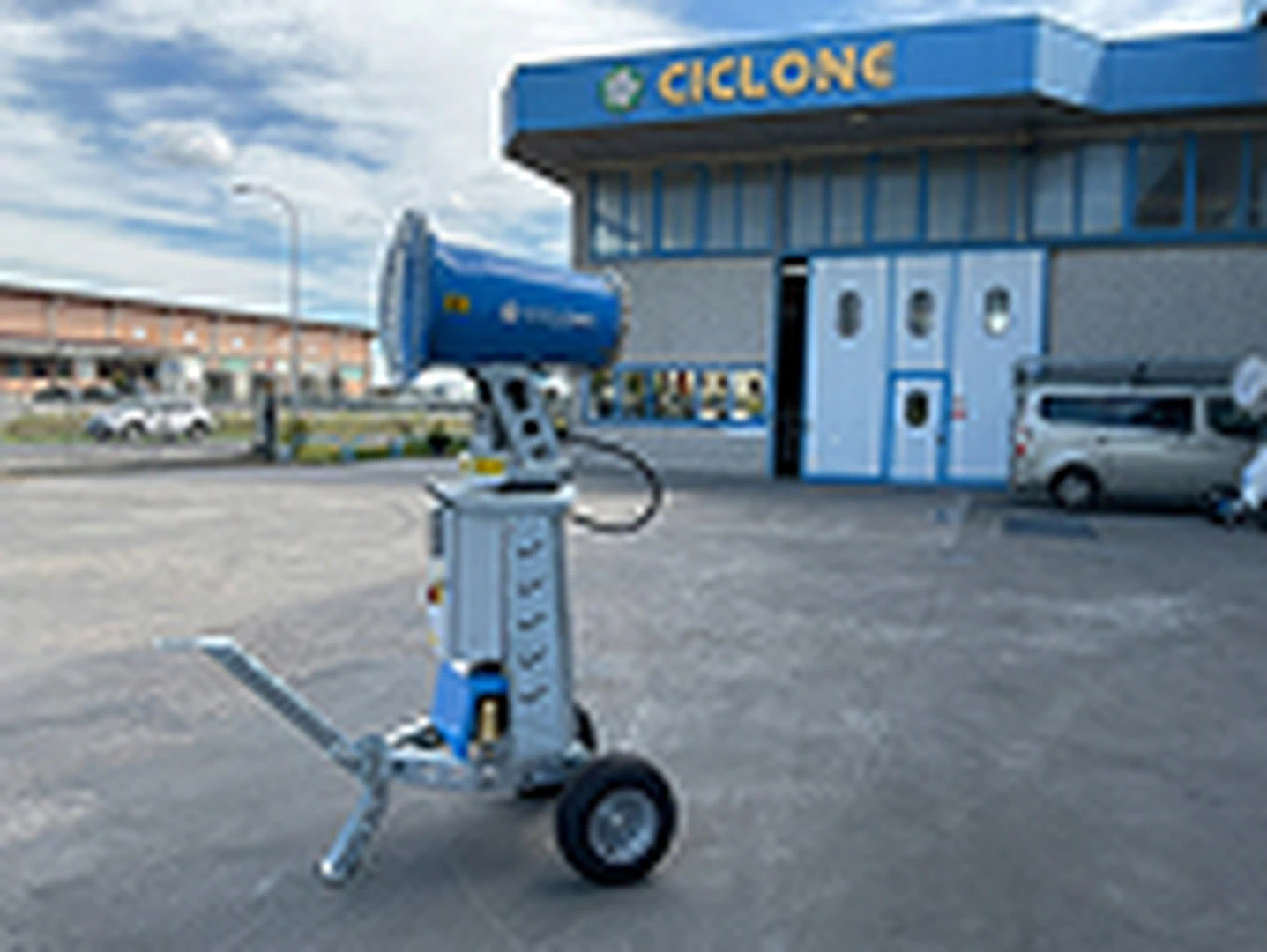 CM 202C